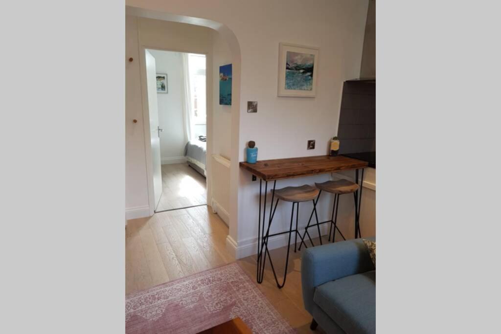 St Ives Apartment Private Parking With Garden 10 Minute Walk Into Town And Beach Exterior foto